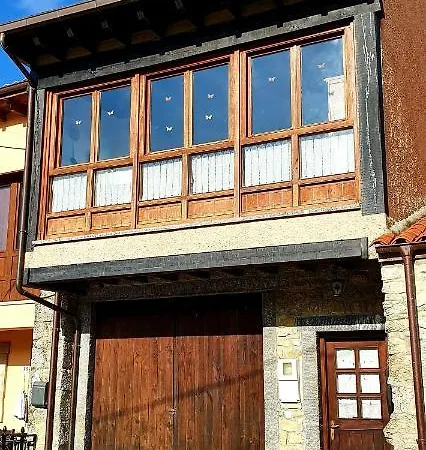 Casa Rural El Cereceu Holiday home La Borbolla