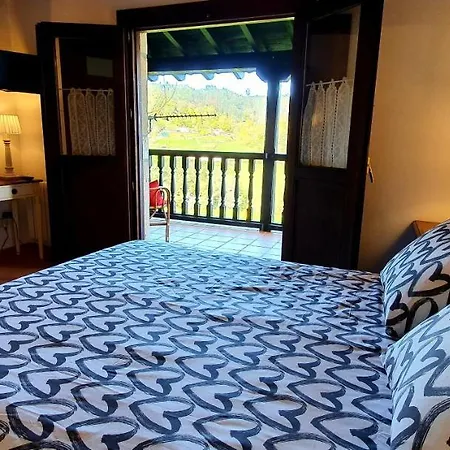Holiday home Casa Rural El Cereceu