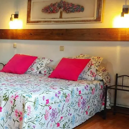 Holiday home Casa Rural El Cereceu